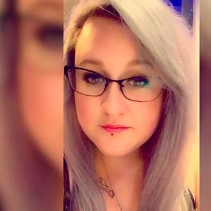 Meet your Posher, Salina